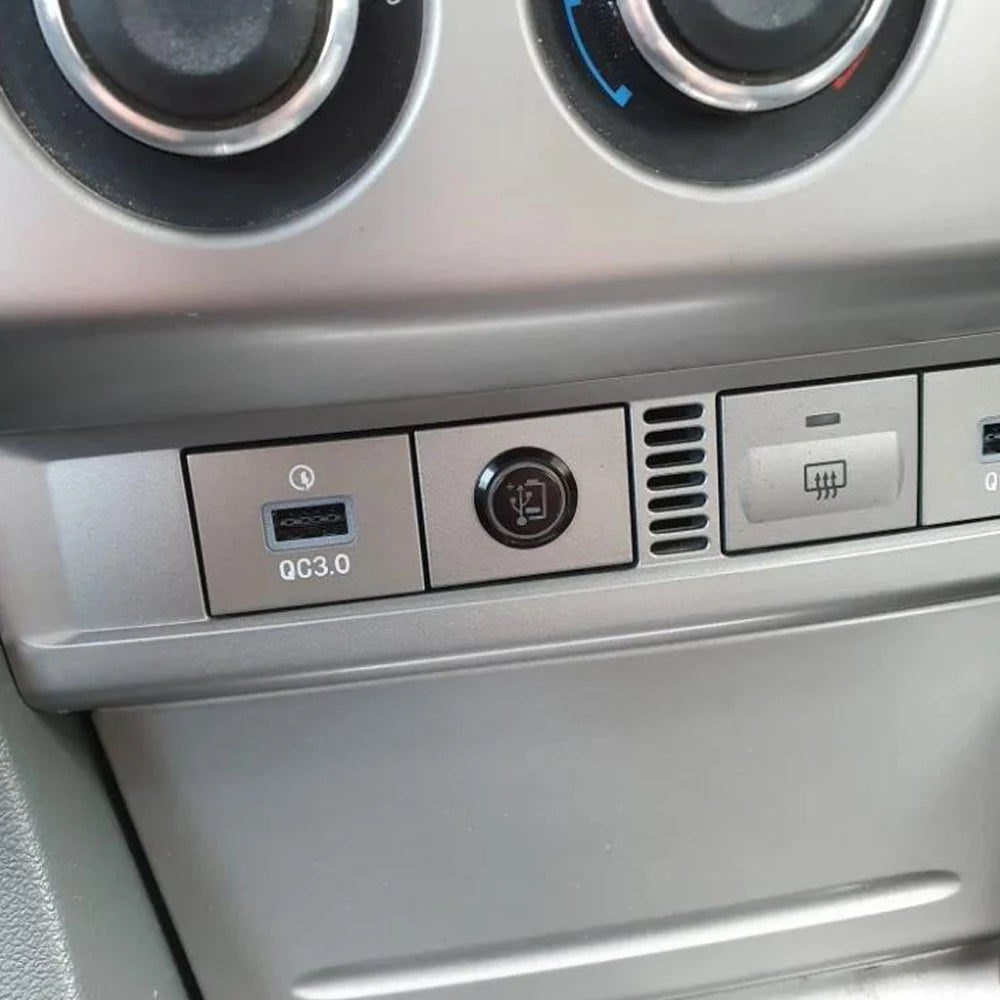 Car USB Charger Fast Charge Adapter Socket For Ford Focus 2 mk2 2009 2010 2011 Accessories